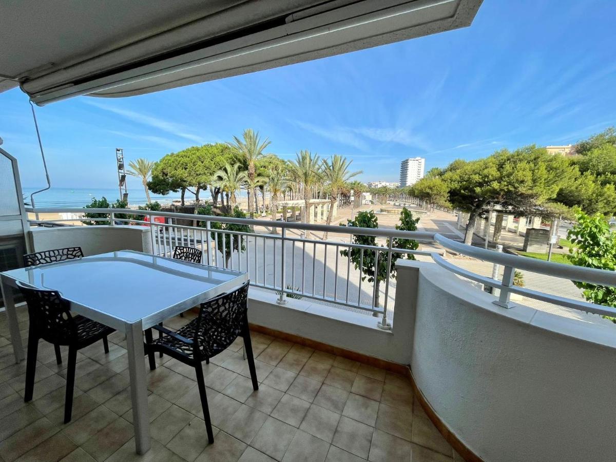 For A Stay Santillana Plaza Salou Luaran gambar