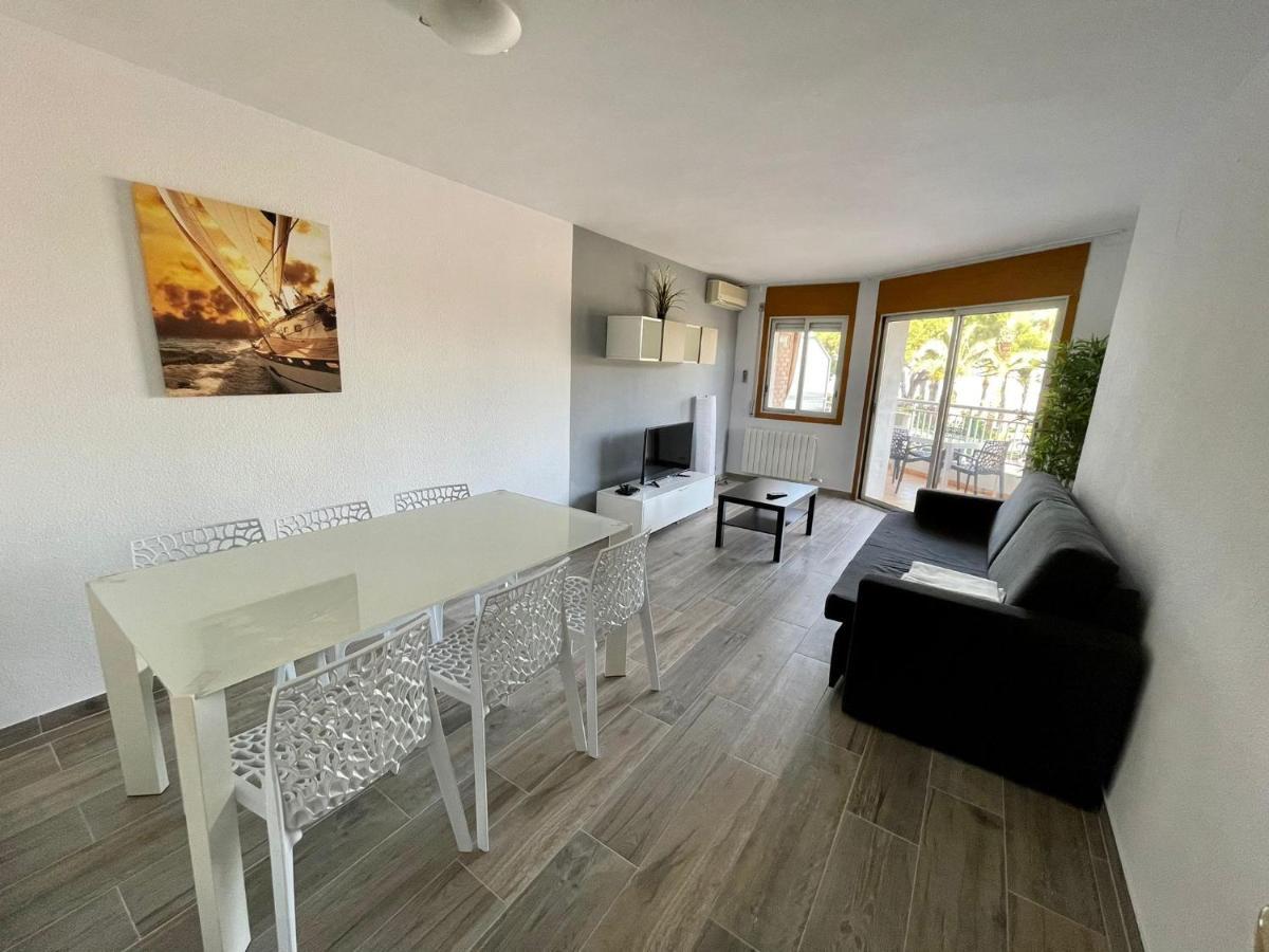For A Stay Santillana Plaza Salou Luaran gambar