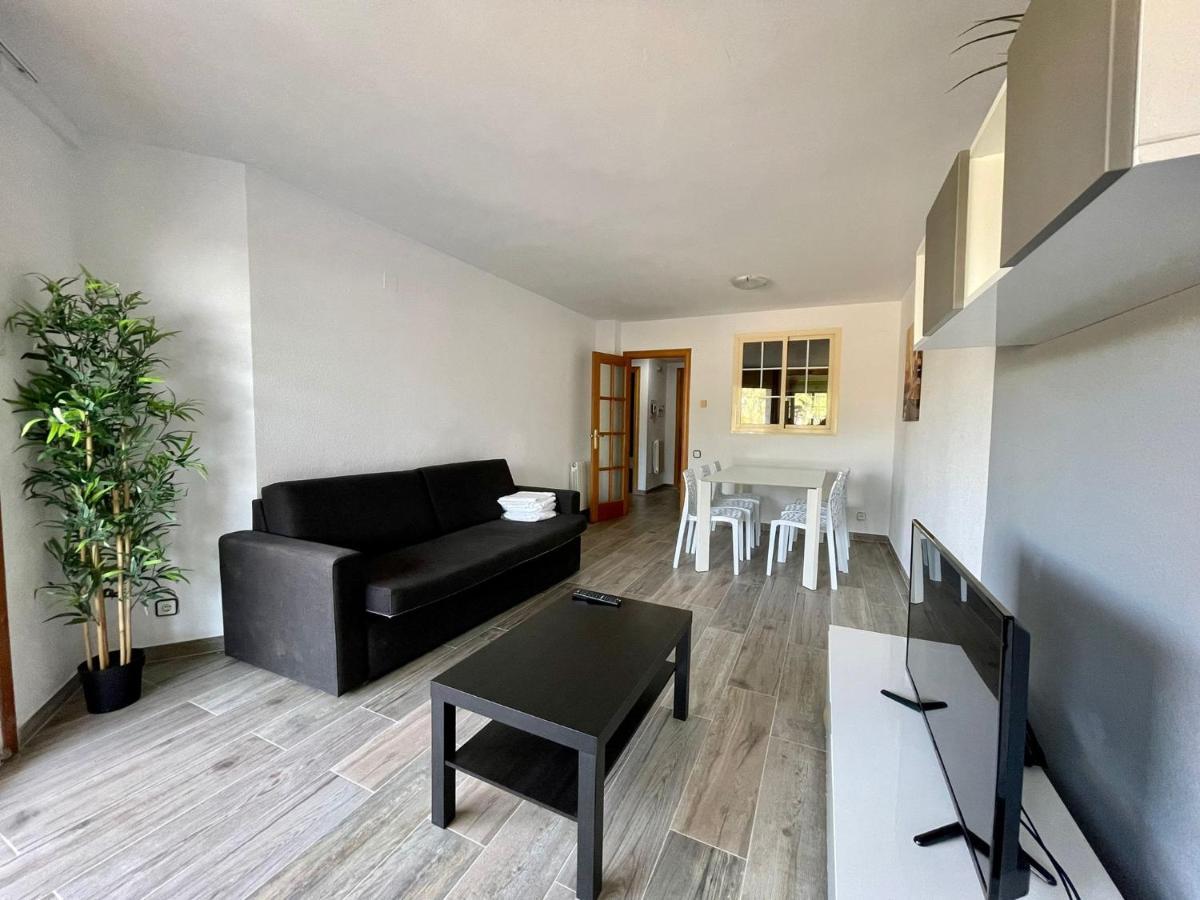 For A Stay Santillana Plaza Salou Luaran gambar